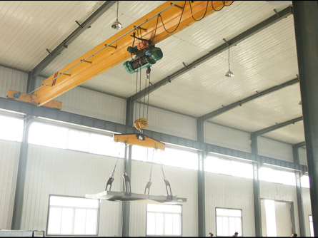 吊車施工